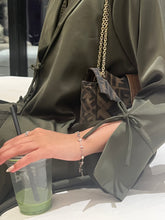Load image into Gallery viewer, Bows Abaya in Olive
