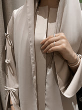 Load image into Gallery viewer, Bows Abaya in Beige
